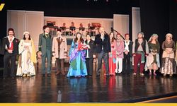 Diyarbakır Devlet Tiyatrosu Batman'da Sahne Aldı