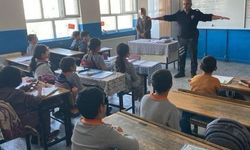 Petrol Ofisi İlkokulu Öğrencilerine Polislik ve Güvenli Yaşam Eğitimi