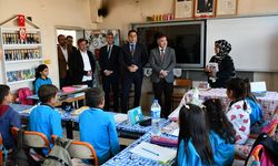 Rektör Demir Öncülüğünde Üniversitelilerden Gercüş İlkokulu'na Yürekleri Isıtan Hamle