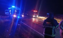 Siirt'te İşçi Midibüsü Kazası: 2'si Ağır 15 Yaralı