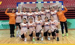 1955 Batman Belediyespor Kız Hentbolda Türkiye Şampiyonu