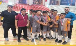 Batman Hentbol Şampiyonu Aziz Sancar Ortaokulu Oldu