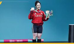 Milli Haltercimiz Gamze Altun'dan 3 Kategoride 3 Altın Madalya