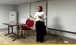 Batı Raman Kız Öğrenci Yurdu'nda Kürsüm Projesi: Gençler Kendini İfade Ediyor