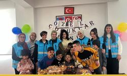 Süveybe Ana Kız Yurdu Öğrencilerinden 'Özel Çocuklara' Değerli Ziyaret
