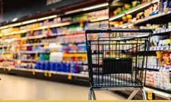 Pazar Günü Market Kilidi: Esnafın Kurtuluşu mu, Ekonominin Freni mi?