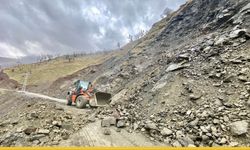 Sason'da Heyelan Paniği: Kapanan 5 Köy Yolu Ulaşıma Açıldı