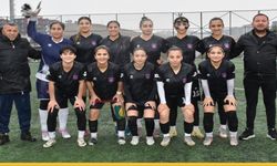 1955 Batman Belediye Spor Kadın Takımı İddialı Başlangıç Yaptı, Kahramanmaraş Anadolu Spor'a 3-1 Galip Geldi
