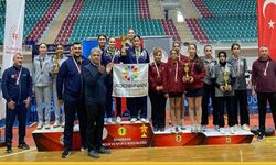 1955 Batman Belediyespor’a Masa Tenisinde 2 Kupa Birden Geldi