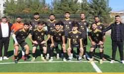 Kozluk'ta Nefes Kesen Gol Düellosu: Kozluk Garzan Spor ile 72 Genç Bahçelievlerspor Berabere (4-4)