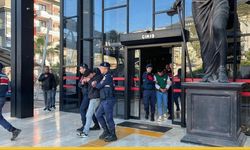 Sosyal Medya İçin Polisi Hedef Aldılar: Alanya’da Motosikletli Magandaların Skandal Şovu!