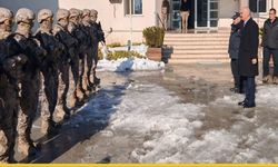 Vatan Nöbetinde Yeni Yıl Buluşması: Vali Canalp Ve Protokolden Özel Harekata Moral Ziyareti!