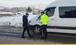 Kozluk’ta Öğrenci Yolculuklarına Sıkı Takip: Servisler Mercek Altında