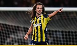 Kadıköy’ün Yeni Yıldızı Derbiye Damga Vurdu: Guendouzi’nin Tekmelere Meydan Okuyan Hırsı Taraftarı Mest Etti  Fenerbahçe