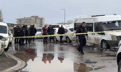 HAKKARİ'DE ŞÜPHELİ ÖLÜM: Yol Kenarında Yaralı Bulunan Genç Kurtarılamadı