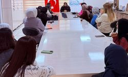 Batmanlı Kadın Kursiyerlere Berat Kandili Semineri