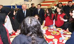 Vali Ekrem Canalp Gercüş'te Vatandaşlarla İftarda Buluştu