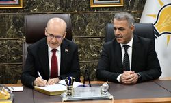 Bakan Şimşek Batman’da Partililerle Buluştu