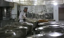 Batman'da Her Gün 2 Bin 542 Kişinin İftar Sofrası Devletten