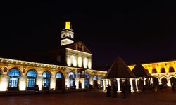 DİCLE ELEKTRİK’TEN TARİHE IŞIK: Ulu Cami 1,5 Milyon TL’lik Yatırımla Aydınlatıldı!