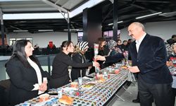 Ekrem Canalp ve Eşi Kadınlarla İftar Programında Buluştu