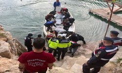 Diyarbakır'da Fırat Nehri'ne Düşen Vatandaş Kurtarılamadı