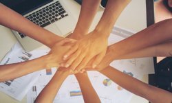 Batman’da Eğitimde Bir İlk: Mevlana Anadolu Lisesi’nden "Dijital Rehberlik" Hamlesi