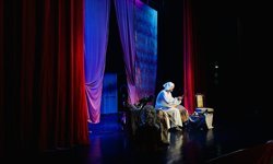 Batman’da Tiyatro Rüzgarı: "Hastalık Hastası" Kapalı Gişe Oynadı