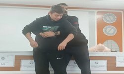 İmam Hatip Öğrencilerine İlk Yardım Dersi