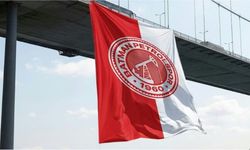 Şampiyon Batman Petrolspor’un Bayrağı FSM Köprüsü’nde