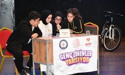 Batman'da 'Genç Zihinler Yarışıyor' bilgi yarışmasının finali düzenlendi