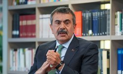 Öğrencilere Müjde: Yaz Tatili Uzuyor, Okullar Daha Geç Açılacak