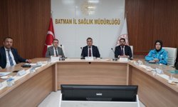 Batman Sağlıkta Hem Eğitiyor Hem Koordine Ediyor