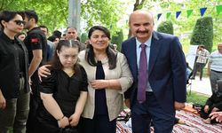 1200 Engelli Birey ve Ailesi Piknikte Bir Araya Geldi