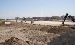 Necat Nasıroğlu Bulvarı’nda Çifte Mesai: Hem Yol Hem Altyapı Aynı Anda Yenileniyor