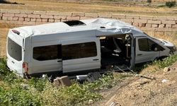 Gercüş'te Trafik Kazası: 11 Kişi Yaralandı
