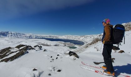 VAN  - Yerli ve yabancı dağcılar, Nemrut Dağı'na kayaklı tırmanış yaptı