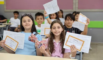 Fatma Şahin'den Gaziantepli çocuklara karne hediyesi