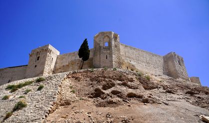 Gaziantep Kalesi'nin ekimde ziyarete açılması planlanıyor