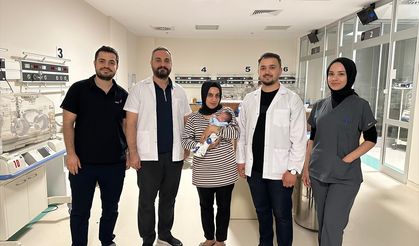 905 Gram Doğan Sevda Bebek Hayata Tutundu