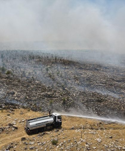 Gaziantep'te çıkan örtü yangını söndürüldü