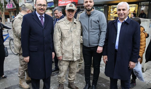 Jandarma Genel Komutanı Orgeneral Çetin, Siirt'te ziyaretlerde bulundu