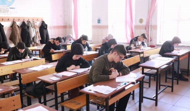 YKS 2026: Batman'da 48 Bin Öğrenci Bugün AYT ve YDT Sınavına Giriyor