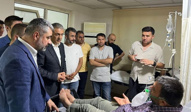 Mardin Valisi Akkoyun, anız yangına müdahale sırasında yaralananları ziyaret etti