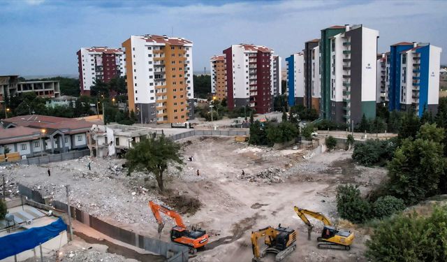 Adıyaman'ın eski yapı stoku kentsel dönüşümle yenileniyor