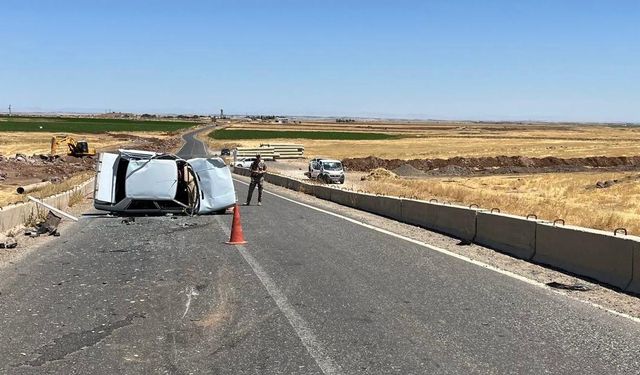 Diyarbakır'da iki otomobilin çarpıştığı kazada 4 kişi yaralandı