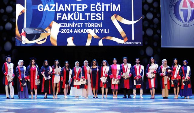 GAÜN Eğitim Fakültesi'nde mezuniyet töreni