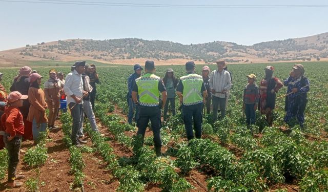 Gaziantep'te mevsimlik tarım işçilerine trafik eğitimi verildi