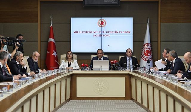 Öğretmenlik Mesleği Kanunu teklifi komisyondan geçti