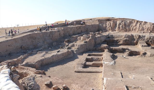 Oylum Höyük kazıları 35 kişilik ekiple yeniden başladı